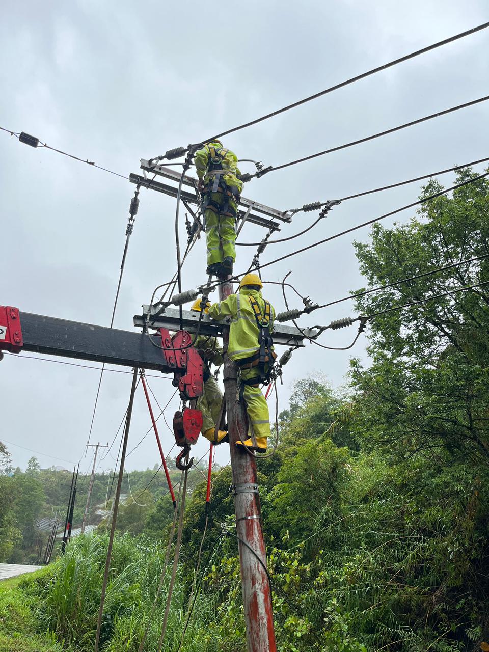 PLN UID Sumatera Barat Percepat Recovery Pascabencana